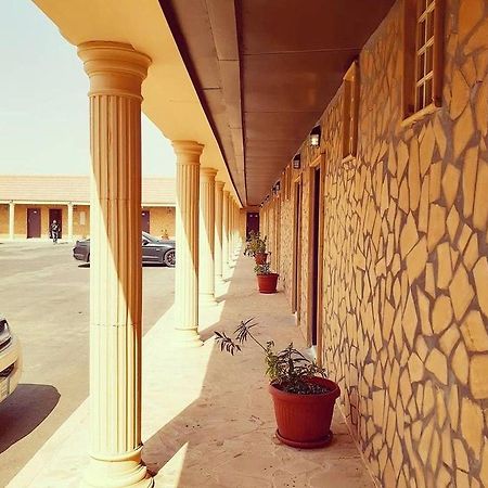 Desert Rose Motel Al Ghat Exteriér fotografie